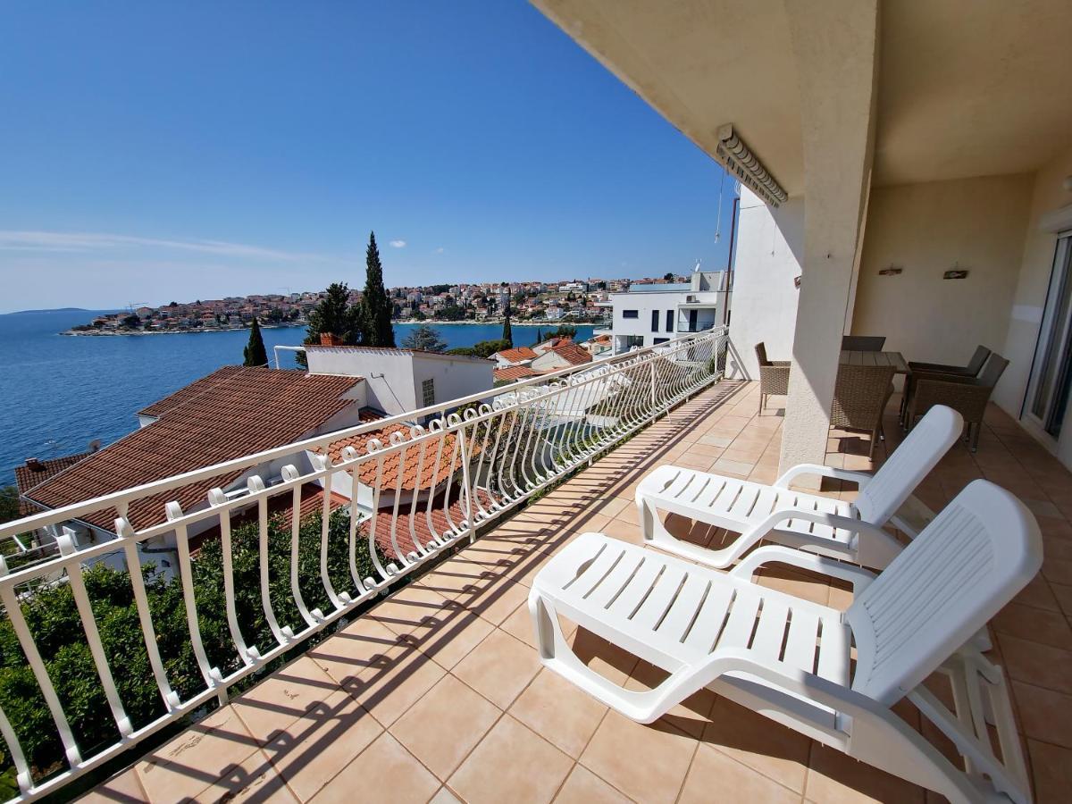 Apartments Cacija Trogir Exterior foto